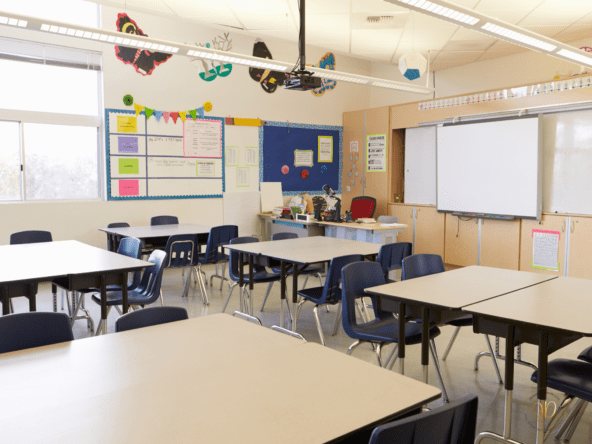 Elementary school in Kitchener Ontario for families